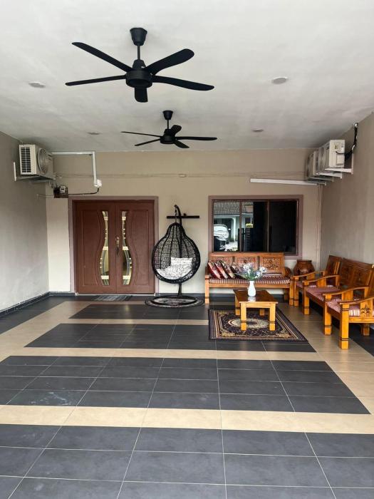 ORKiD HOMESTAY