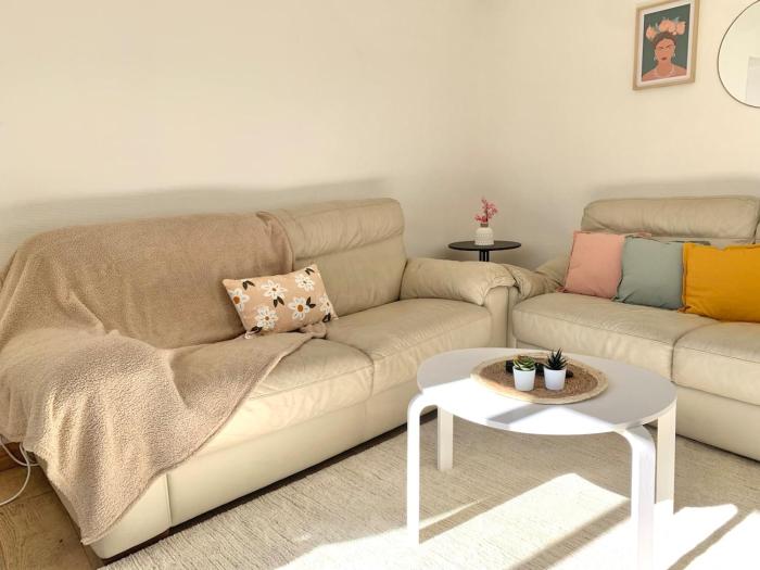 Charming Home with Garden and Terrace near Paris