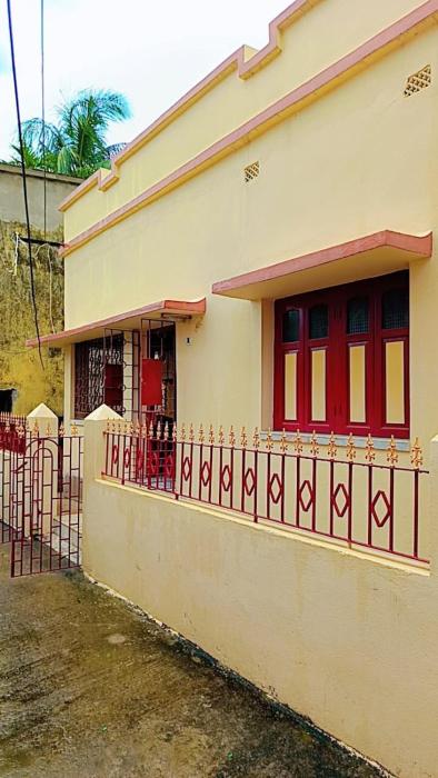 Roys Villa