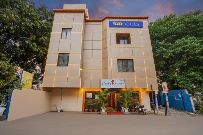 Via Lloyds Inn - Near Kodambakkam Railway Station