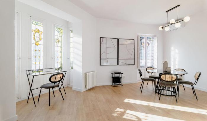 3 bedrooms 3 bathrooms furnished - Salamanca - Modern and bright - MintyStay