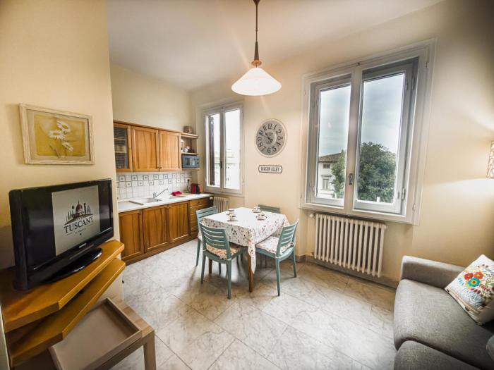 Rosselli Terrace Apartment