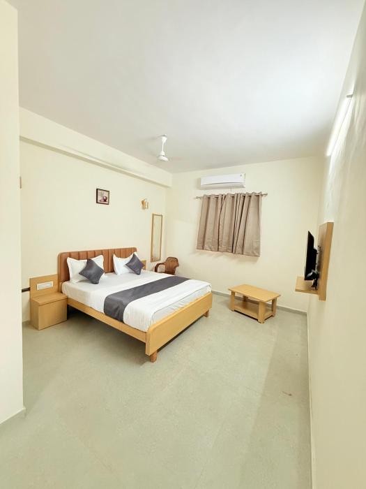 Hotel Krishna Garden