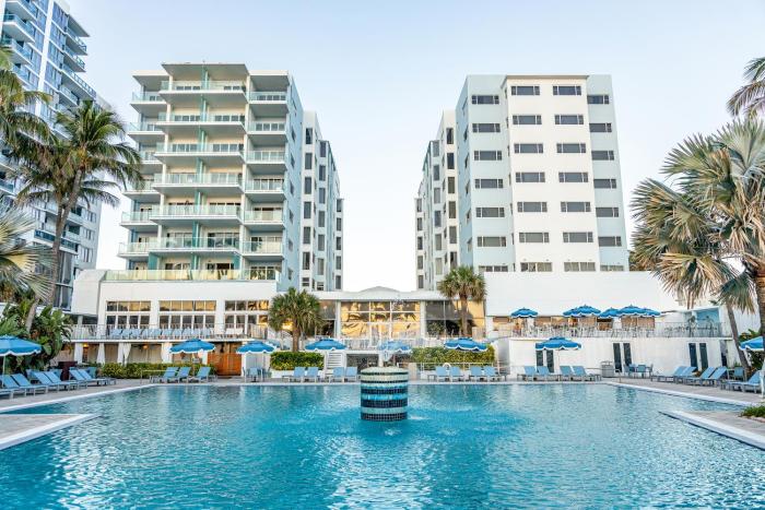 Sherry Frontenac Oceanfront