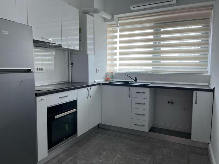 Apartment near Palas Mall & Palace of Culture