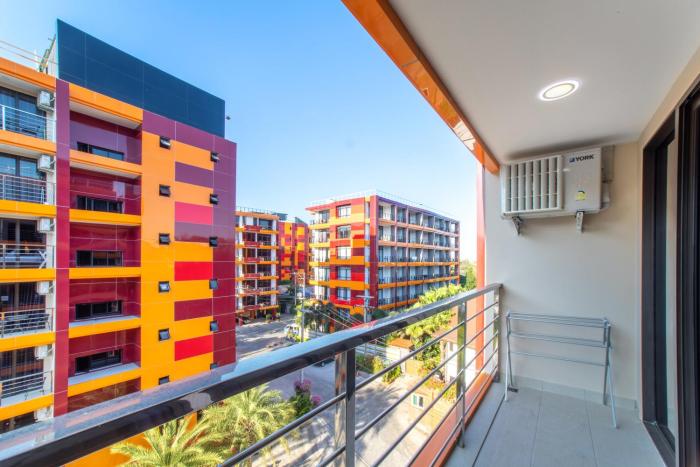 Stylish 1BR Apt Near Nai Harn Beach Pools P607