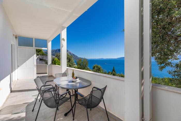 Apartments with parking space Podaca, Makarska - 24856