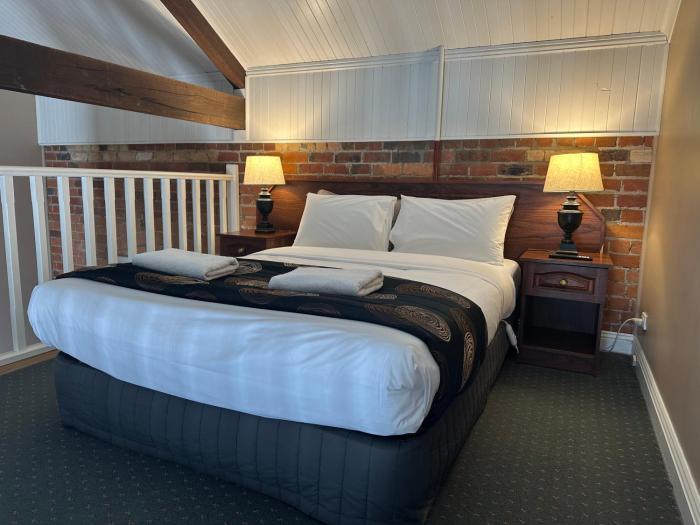 Central Springs Inn