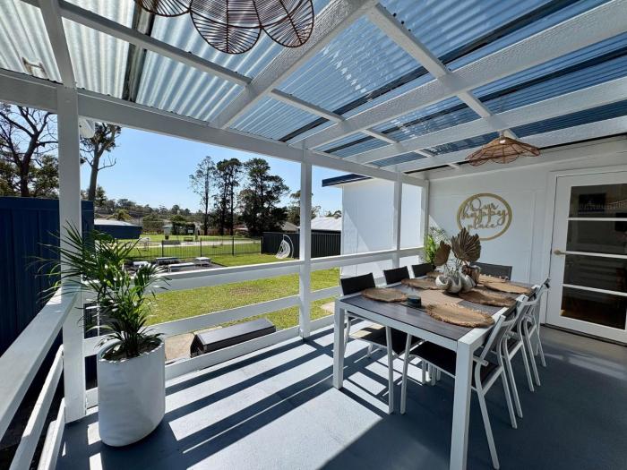 Cooinda on the Green - Your Happy Place! Golf Course Retreat with Kangaroo Views