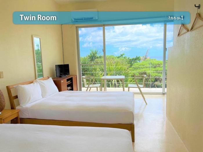 青の洞窟 Blue in Green