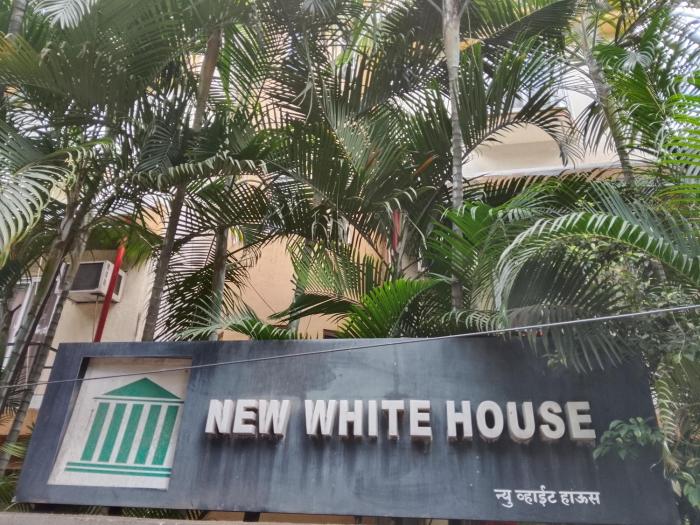 New White House Hotel