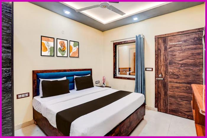 Sea Facing Hotel The Dreamland Near Shree Jagannath Temple - Lift-Wifi-Parking and Restaurant Facilities -Room Sea Facing With Attached Balcony -A luxuary Hotel in Puri