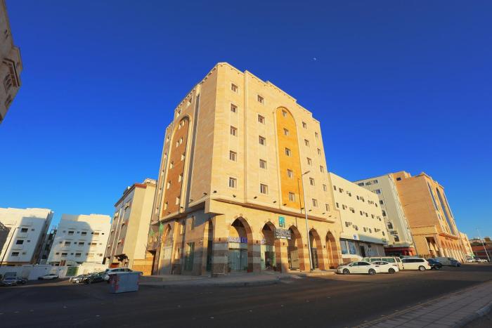 فندق الفخامة الذهبي