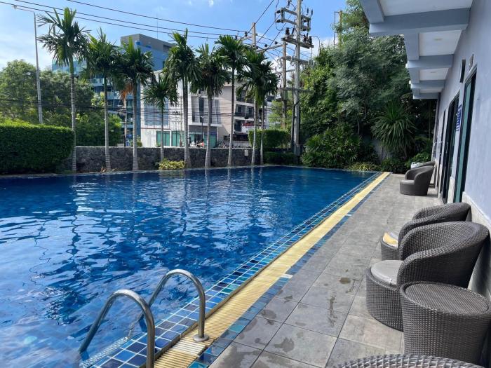 Dusit Grand Condo View Pattaya