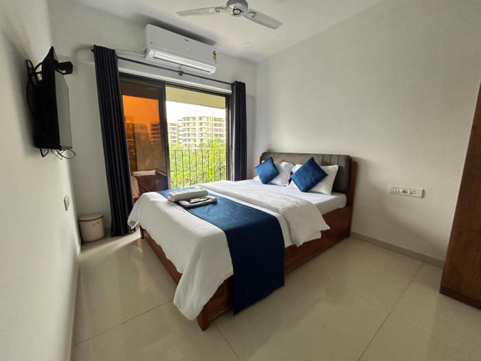 Zenith Service Apartments - Entire 2BHK Near Mumbai Airport and IIT Powai