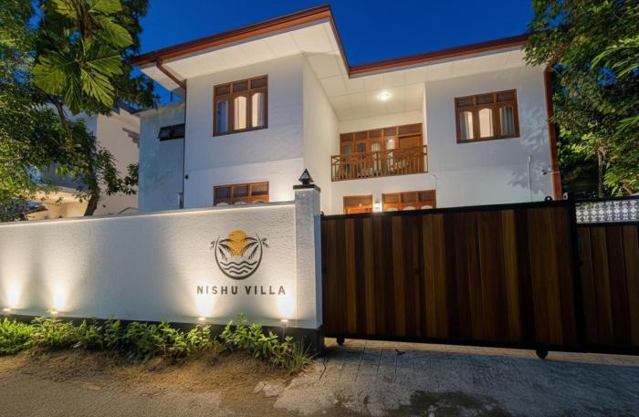 Nishu Villa Hikkaduwa