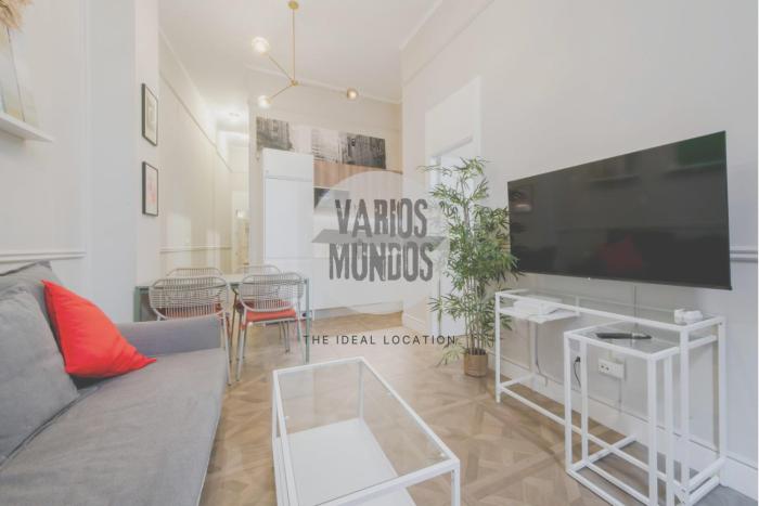 Confort y cultura para 10, en el vibrante Lavapiés