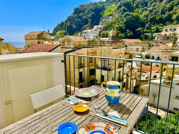 Carmelina Amalfi Center