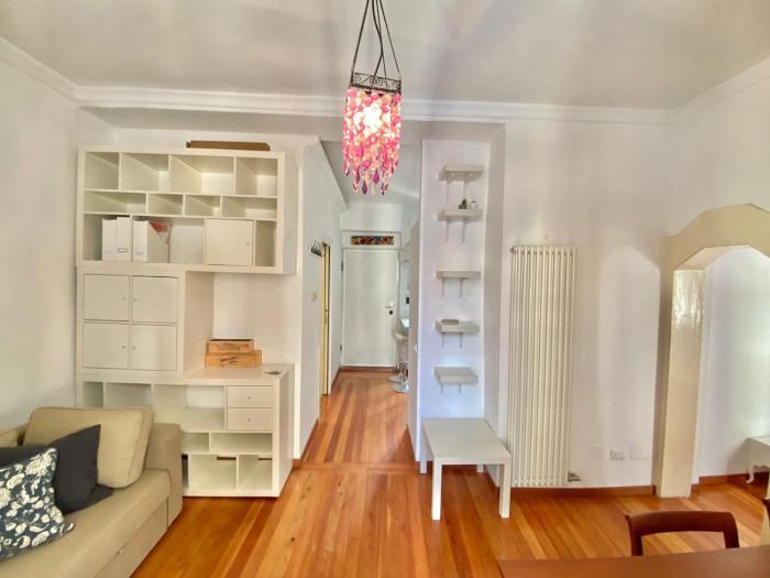 C&L apartment, in Coorte Milanese, Silenziosa e nel cuore della Città di Milano, Duomo, Rho Fiera e Stadio San Siro