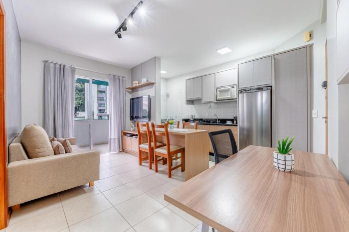 Apto em Blumenau Wi-Fi 2 vagas churrasqueira