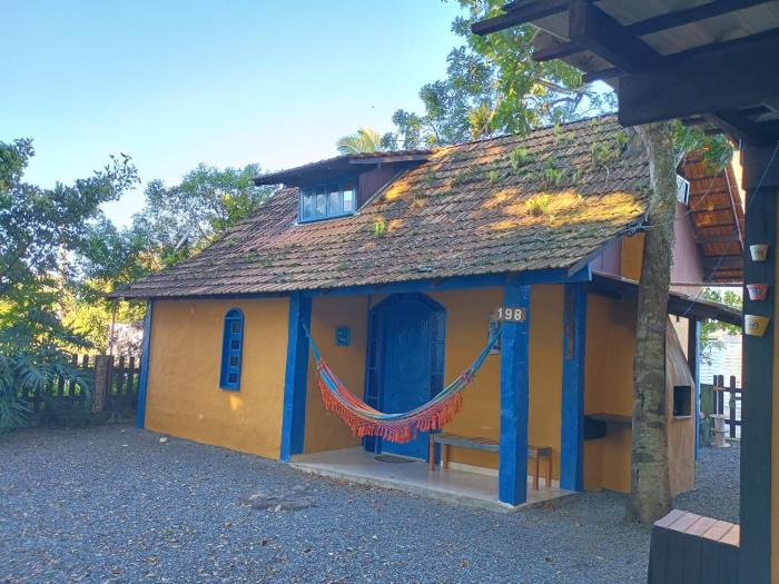 Chalés no centro de Bombinhas