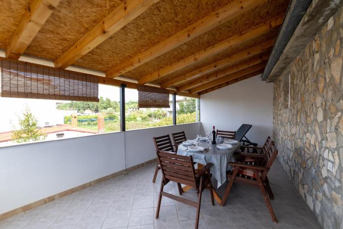 Apartments by the sea Sucuraj, Hvar - 22494