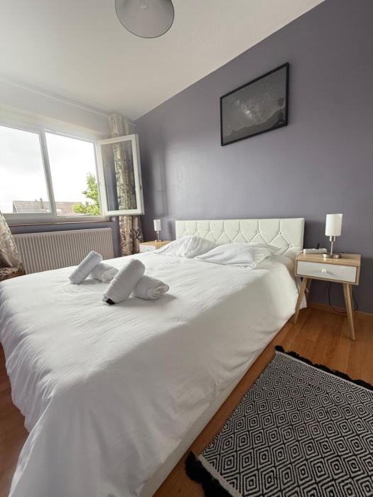 Tout le monde sous le meme toit - 10 voyageurs - 25 mn europapark