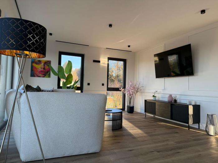 Exclusive apartment with a hot tub and view