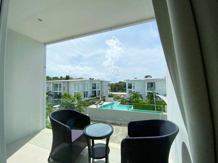 Modern House Near The Beach