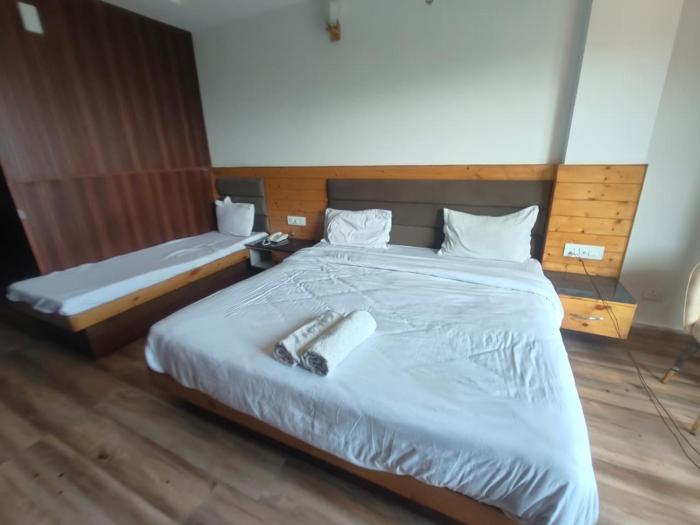 Dolphin Peaceful Location Resort