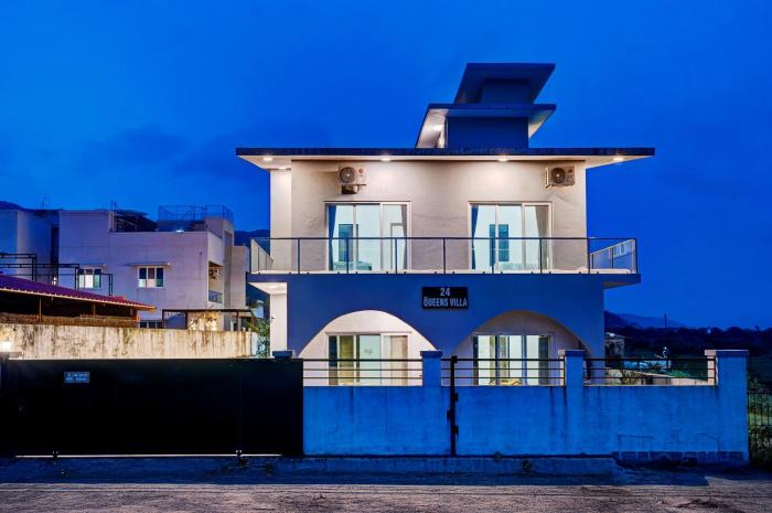 Quarts by Pine Stays, Lonavala