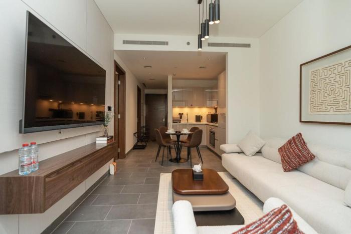 Crest Serene Stay for 4 Guests 1BR and Cozy Room