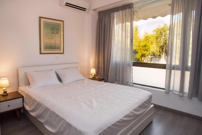 Beachside Bliss Central 1-Bedroom in Glyfada