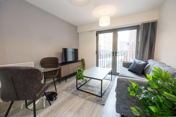 Contemporary 1BED Apartment in Liverpool w Balcony