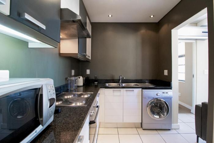 The Decks 1206 by CTHA