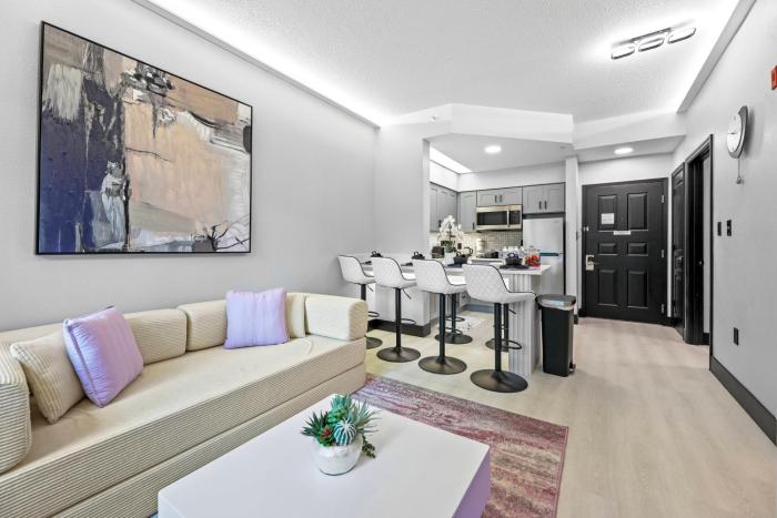 Family 1BR 2 Queen Beds Sofa Orlando