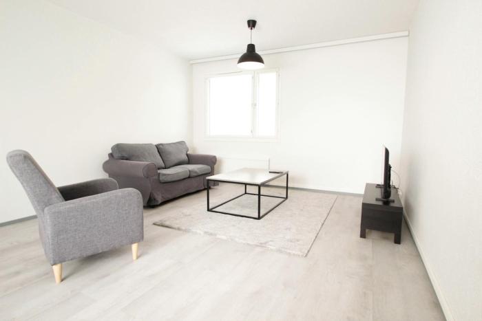 Central and Spacious Apartment for 3