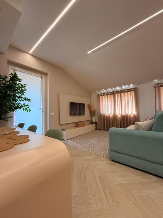 Hana Rooftop - Attico Elegante con Terrazza Milano Nord - Free Parking