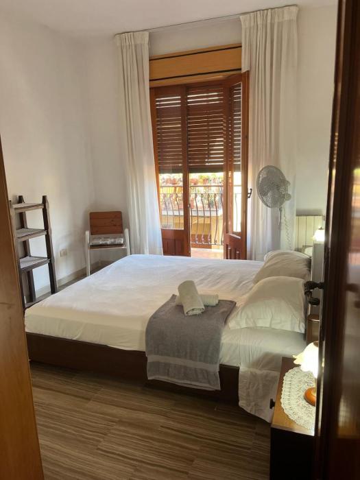 Appartamento con camere private Giardini Naxos