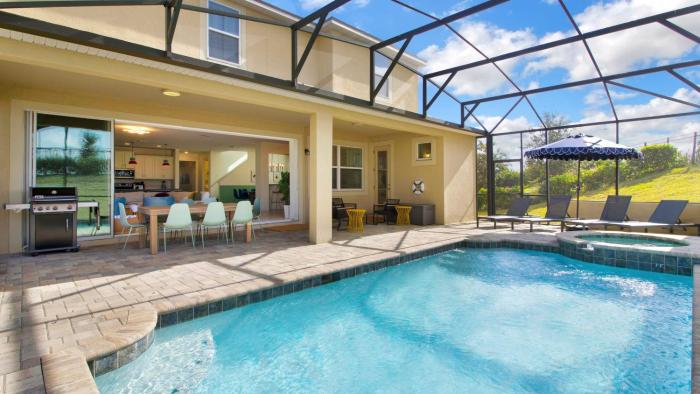 Sleeps 20 9BDR Star Wars-Themed Game Room Pool Hot Tub Nassau by AvantStay