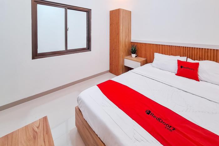 RedDoorz Syariah at Boemi 2 Guesthouse Tasikmalaya