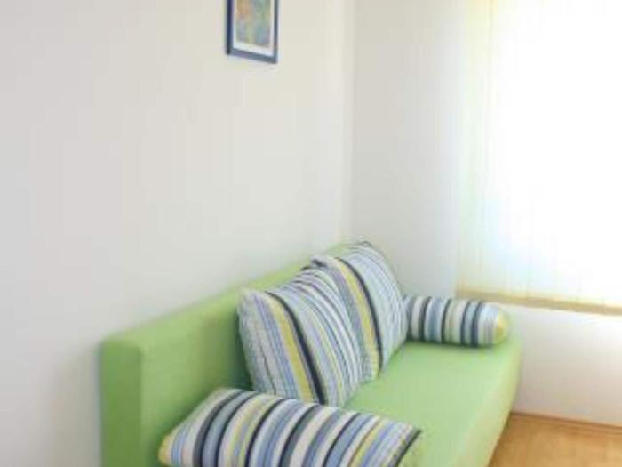 Apartments Degi - Two Bedroom Apartment right