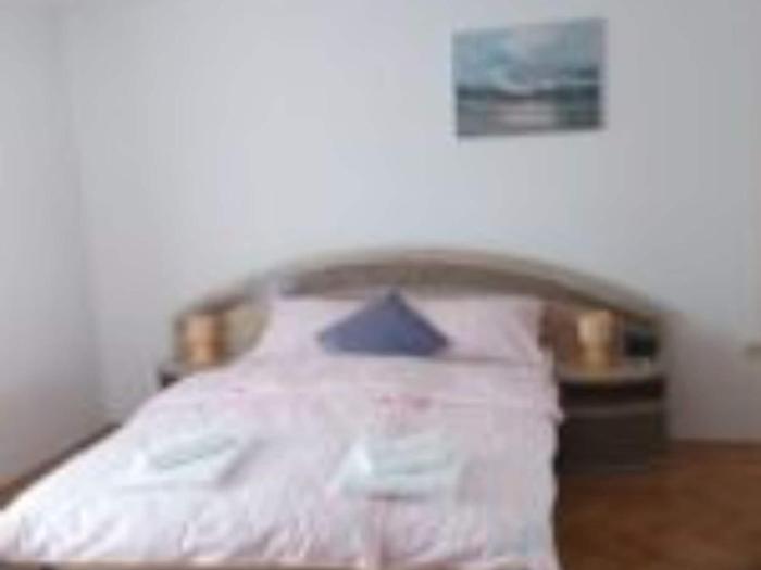 One-Bedroom Apartment A3