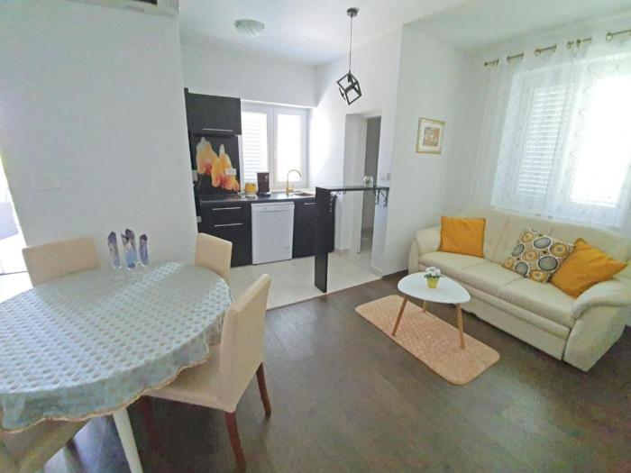 Exquisite and Stylish Apartment Krk with Balcony - Two Bedroom Apartment with Balcony