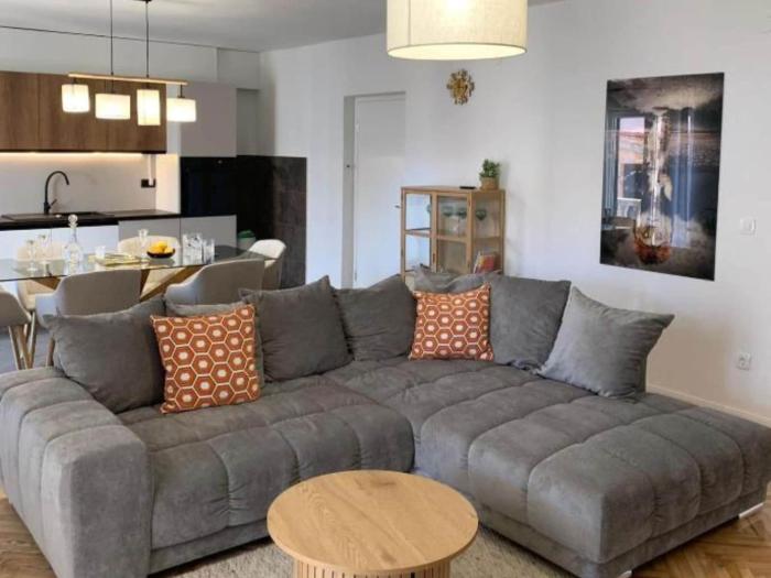 Luxury Apartment Ivo with Jacuzzi near the beach - Two Bedroom Apartment