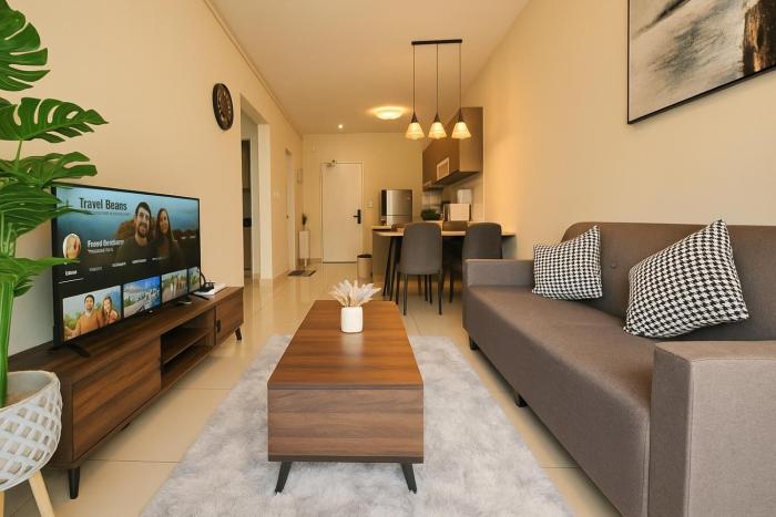 Central Park City Escape 2BR 4Pax w Balcony by Our Stay