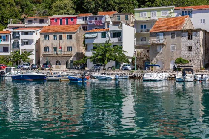 Apartments by the sea Drasnice, Makarska - 24869