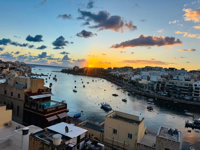 Seaview Escape Summer Nights Guesthouse
