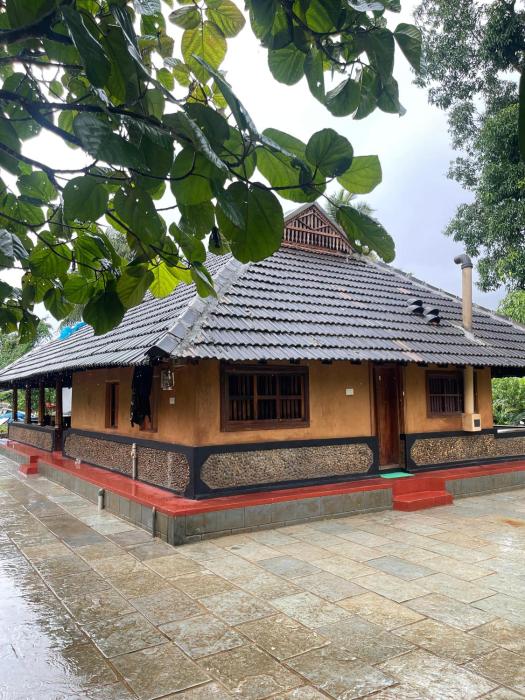 Aravanazhi tharavadu