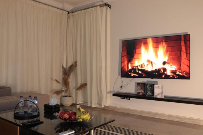 Harram view amazing studieos in a rooftop